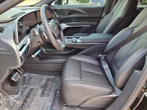 New 2026 Cadillac Lyriq V image 14