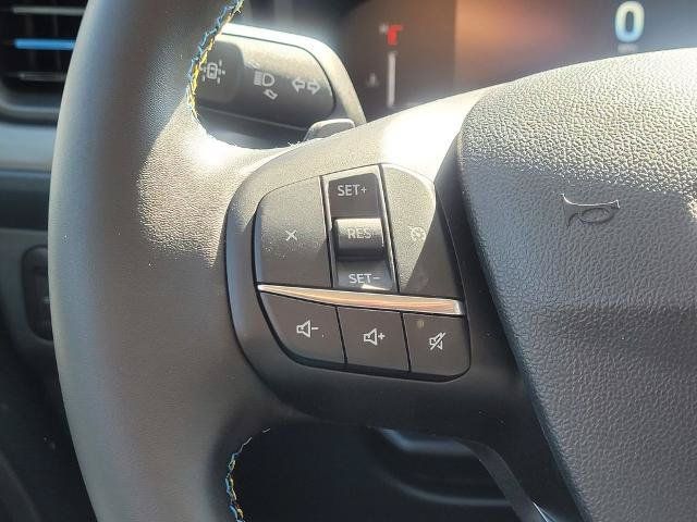Used 2025 Ford Maverick Lobo AWD/4WD image 41