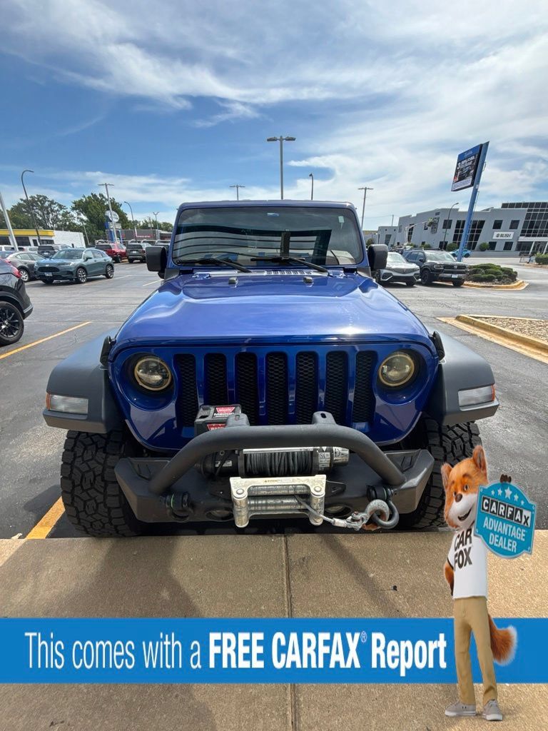 Used 2018 Jeep Wrangler Unlimited Sport AWD/4WD image 2