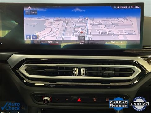 Used 2024 BMW 330e w/ Convenience Package image 30