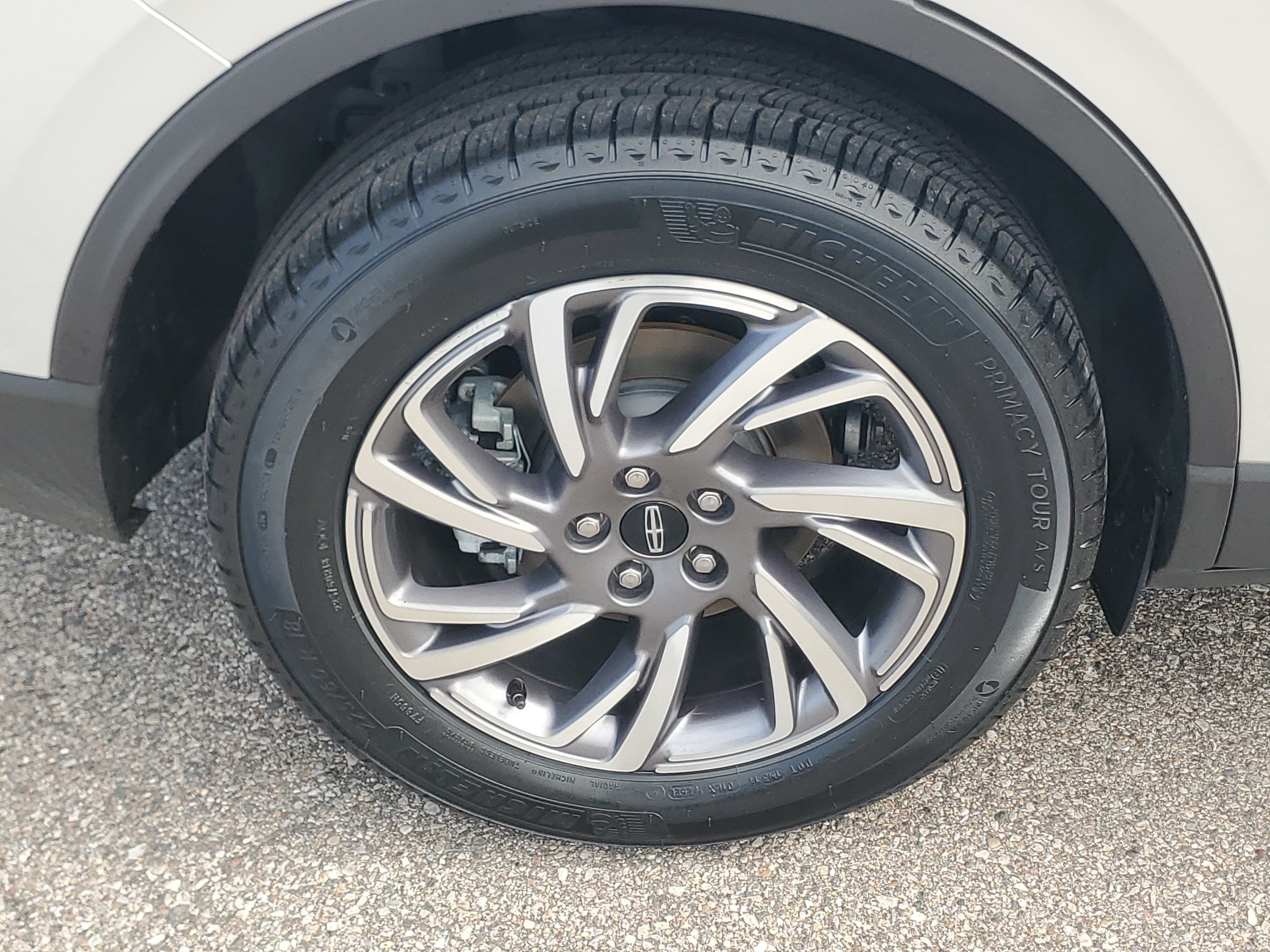 Certified 2024 Lincoln Corsair AWD image 7