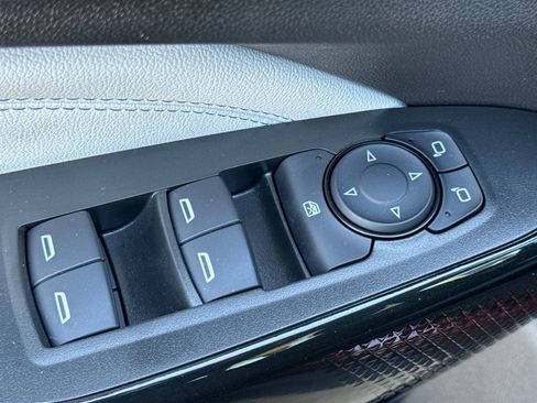 Used 2025 Chevrolet Trax LT w/ Driver Confidence Package image 11