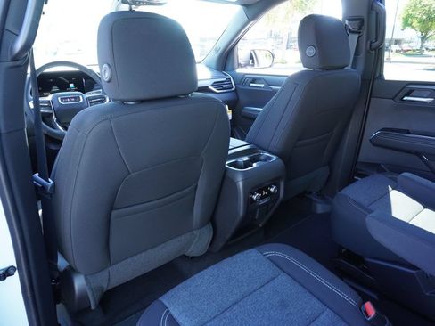 New 2026 GMC Acadia Elevation FWD image 12