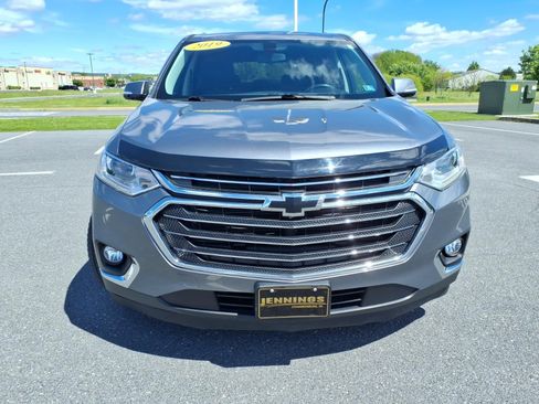 Used 2019 Chevrolet Traverse LT AWD/4WD image 2