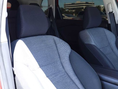 Used 2021 Nissan Rogue SV FWD image 14
