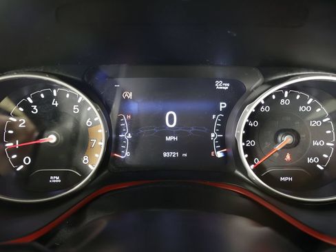 Used 2020 Jeep Compass Trailhawk w/ Leather Interior Group AWD/4WD image 38