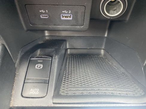 Used 2022 Nissan Kicks SV image 31