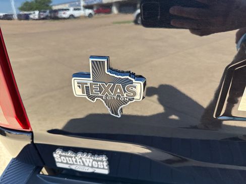 Used 2024 Ford F150 XLT w/ Equipment Group 302A MID image 9