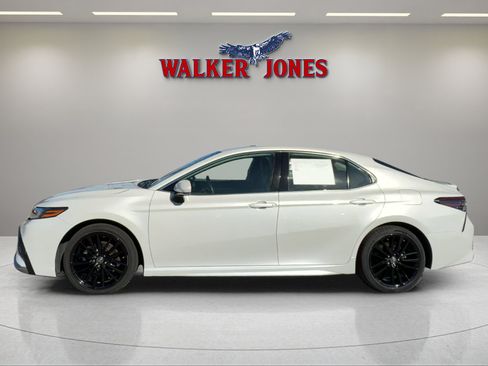 Used 2024 Toyota Camry XSE image 5