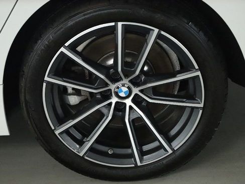 Used 2020 BMW 330i xDrive Sedan w/ Premium Package AWD/4WD image 42