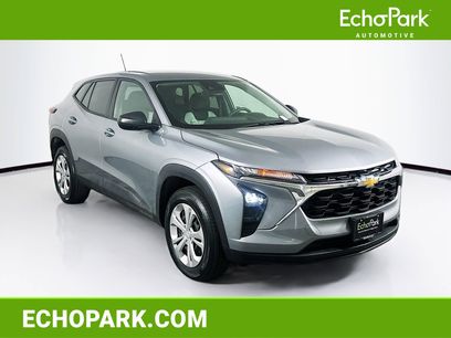 Used 2026 Chevrolet Trax LS w/ Driver Confidence Package