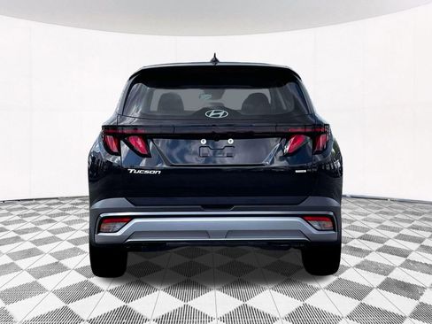 New 2026 Hyundai Tucson SE image 10