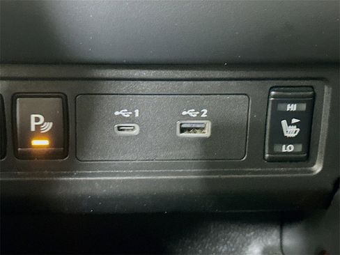 Used 2023 Nissan Frontier PRO-4X w/ Pro Convenience Package image 31