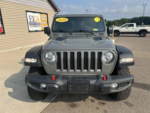 Used 2019 Jeep Wrangler Unlimited Rubicon w/ Cold Weather Group AWD/4WD image 2