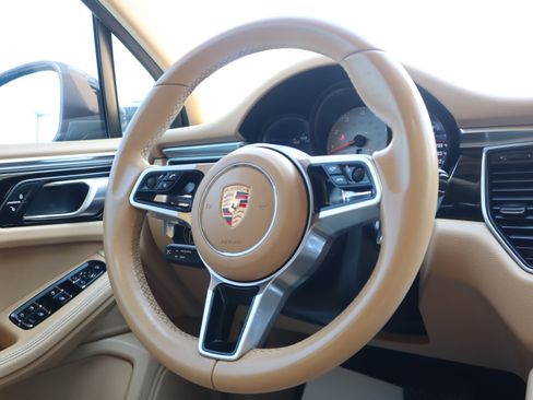 Used 2015 Porsche Macan S AWD/4WD image 15