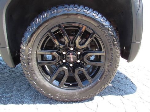 Used 2021 GMC Sierra 1500 Elevation w/ X31 Off-Road Package AWD/4WD image 26