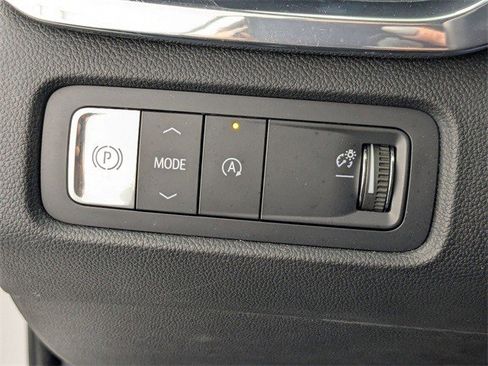 Certified 2025 GMC Acadia Elevation image 14