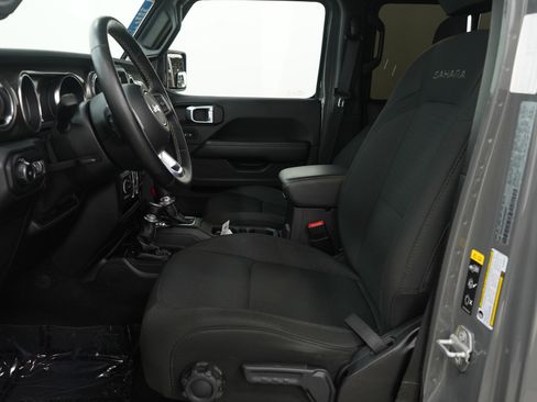 Used 2021 Jeep Wrangler Unlimited Sahara w/ LED Lighting Group image 21