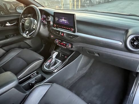Certified 2024 Kia Forte GT-Line image 11