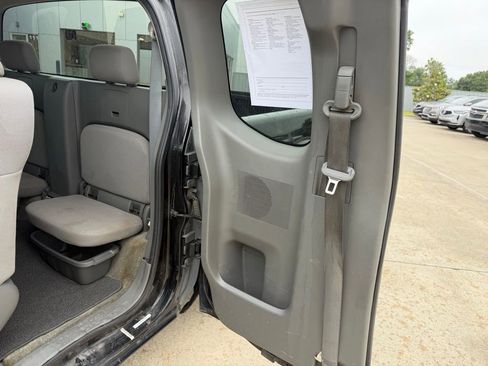 Used 2012 Nissan Frontier S w/ S Preferred Pkg RWD image 14
