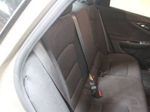 Used 2023 Chevrolet Malibu RS FWD image 9