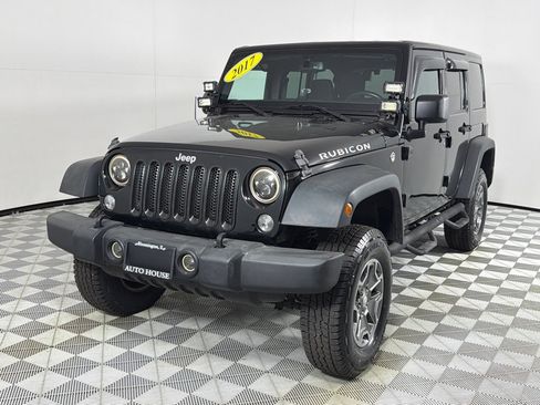 Used 2017 Jeep Wrangler Unlimited Rubicon w/ Cold Weather Group AWD/4WD image 10