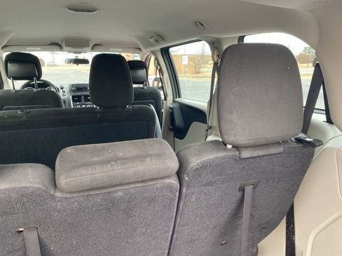 Used 2015 Dodge Grand Caravan American Value Package image 13
