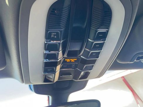 Used 2015 Porsche Panamera S RWD image 20