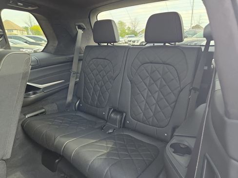 Used 2024 BMW X7 xDrive40i w/ M Sport Package AWD/4WD image 37