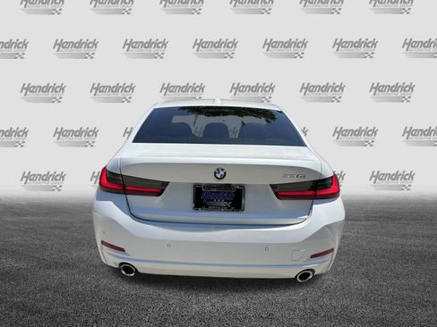 Used 2025 BMW 330i Sedan w/ Premium Package image 8