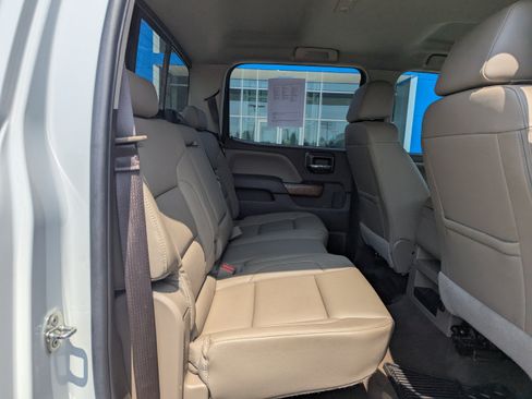 Used 2017 GMC Sierra 3500 SLT w/ Duramax Plus Package AWD/4WD image 38