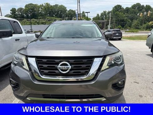 Used 2017 Nissan Pathfinder SV AWD/4WD image 2