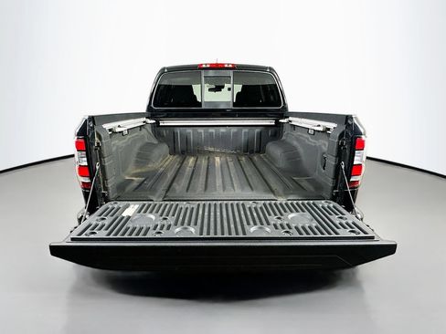 Used 2022 Nissan Frontier SV AWD/4WD image 33