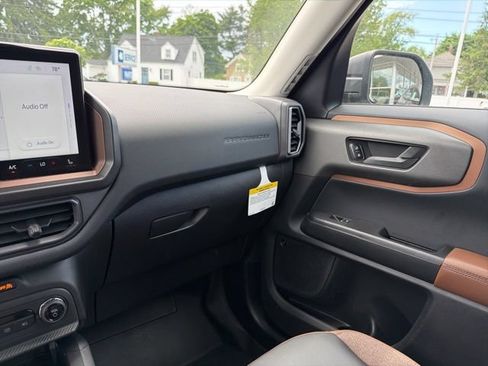 New 2025 Ford Bronco Sport Outer Banks w/ Sasquatch Outer Banks Package AWD/4WD image 20