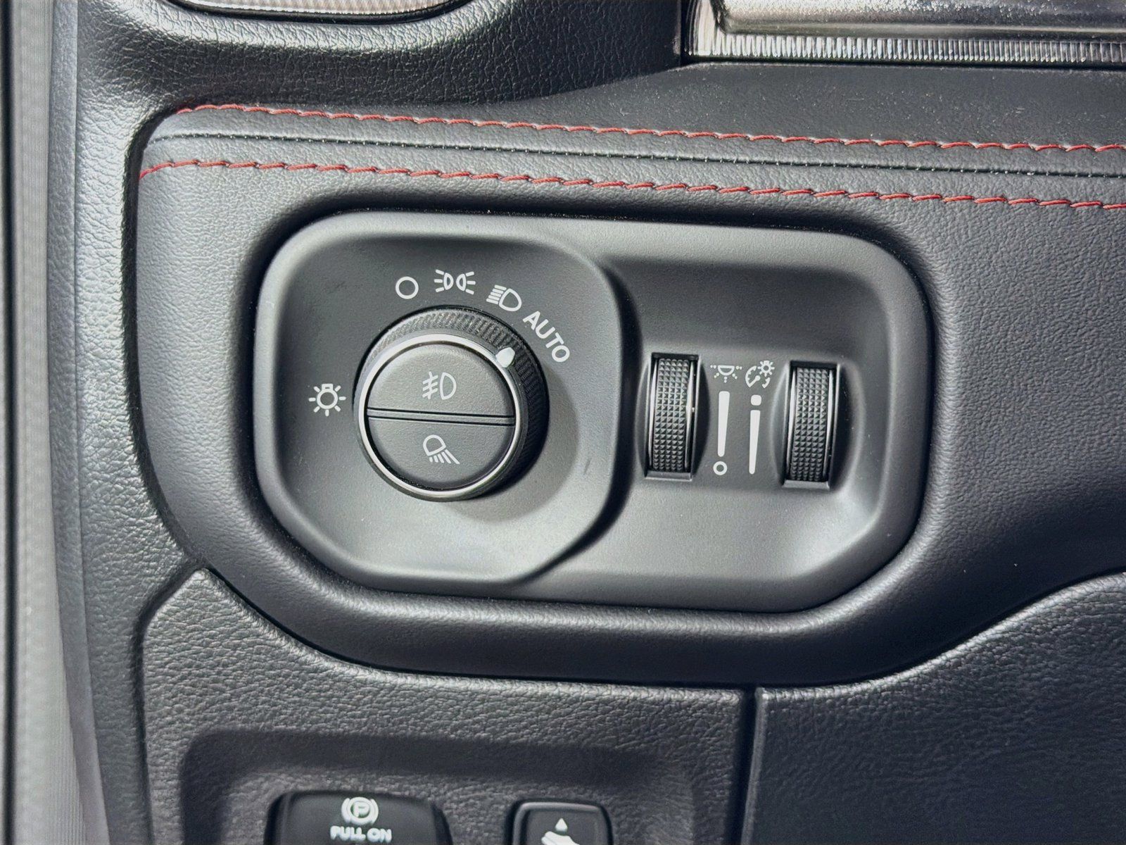 Used 2025 RAM 1500 RHO w/ RHO Level 1 Equipment Group AWD/4WD image 11
