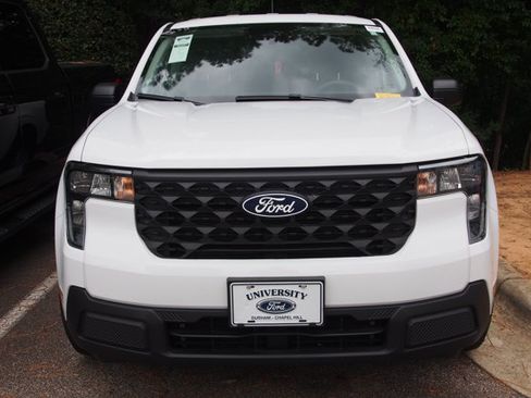 Certified 2025 Ford Maverick XL FWD image 3