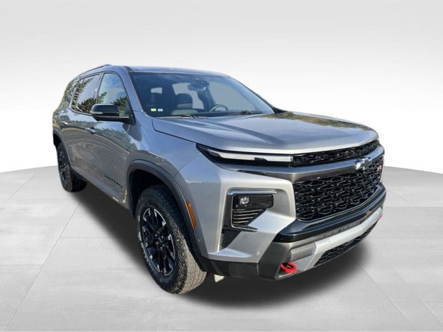 Used 2024 Chevrolet Traverse Z71 w/ Enhanced Driving Package AWD/4WD image 7