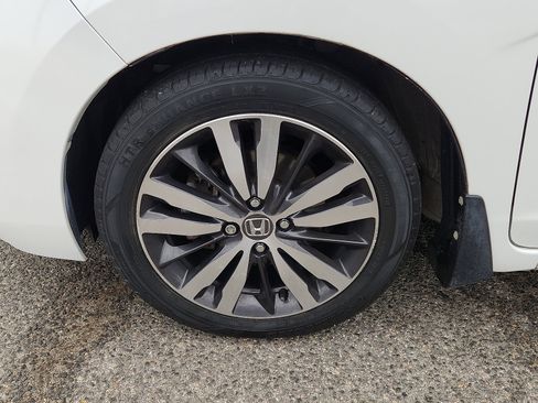 Used 2015 Honda Fit EX image 8