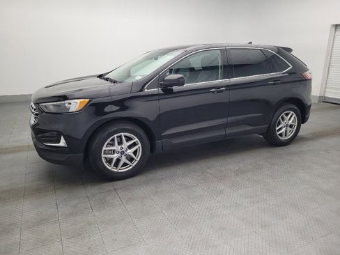 Used 2022 Ford Edge SEL image 2