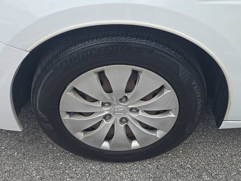 Used 2012 Honda Accord LX image 10