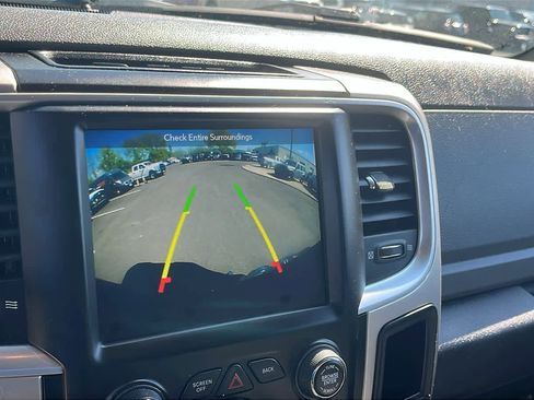 Used 2019 RAM 1500 Big Horn AWD/4WD image 18