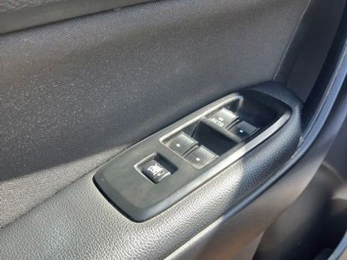 Used 2019 Ford Ranger XLT w/ Equipment Group 302A Luxury RWD image 11