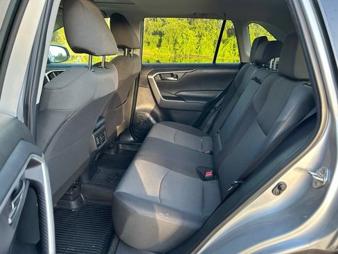 Used 2019 Toyota RAV4 XLE w/ All Weather Liner Package AWD/4WD image 14