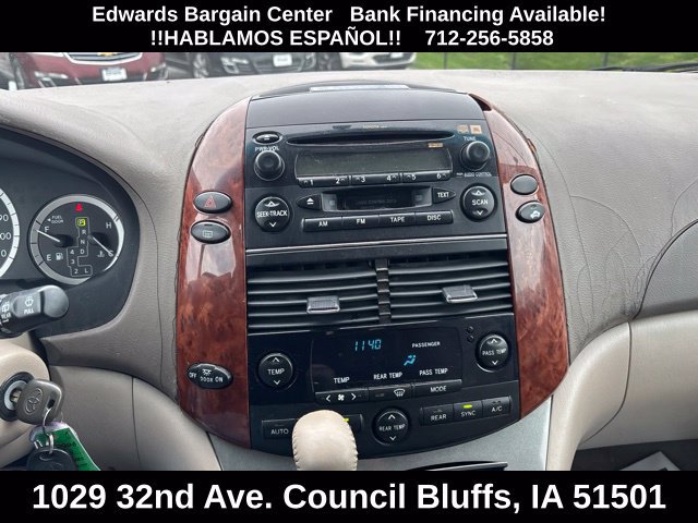 Used 2004 Toyota Sienna XLE FWD image 19