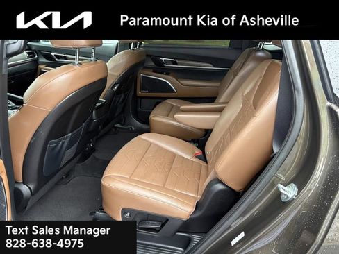 Certified 2022 Kia Telluride SX w/ SX Prestige Package AWD/4WD image 22