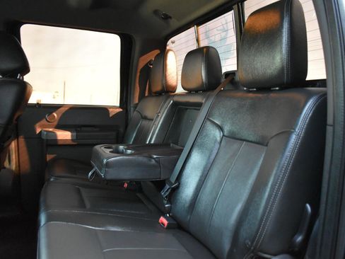 Used 2016 Ford F250 Lariat w/ Lariat Interior Package AWD/4WD image 26