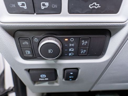 Used 2021 Ford F150 Limited AWD/4WD image 40