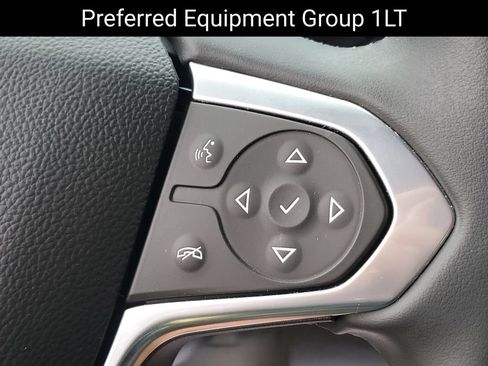 Certified 2023 Chevrolet Traverse LT FWD image 13