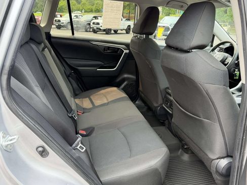 Used 2024 Toyota RAV4 LE FWD image 12
