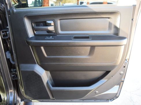 Used 2019 RAM 1500 Tradesman w/ Popular Equipment Group image 18